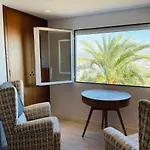 Puerto Harbour Views * דניה