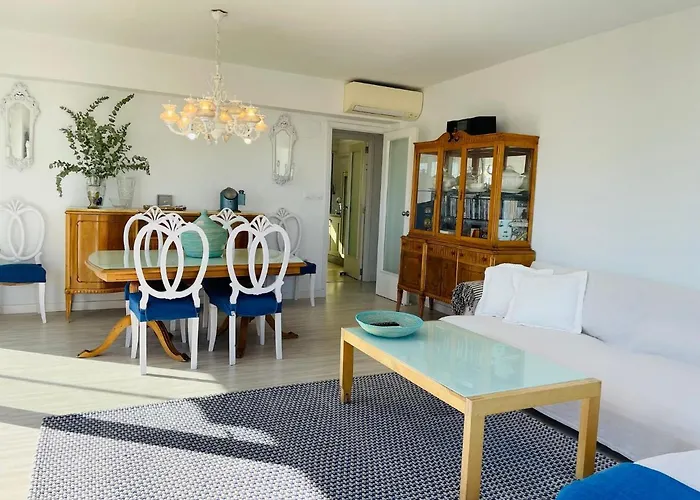 Puerto Harbour Views Apartment *