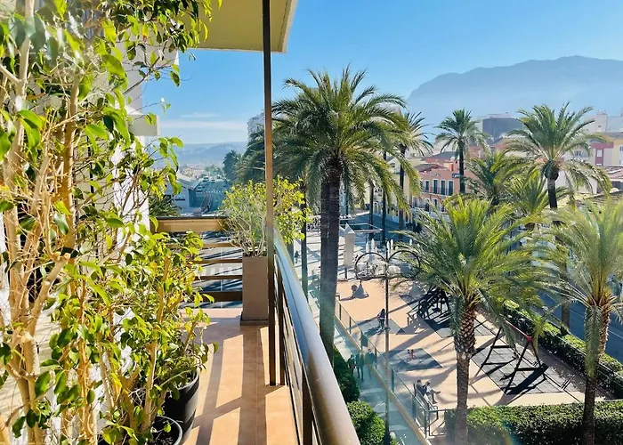 Puerto Harbour Views *