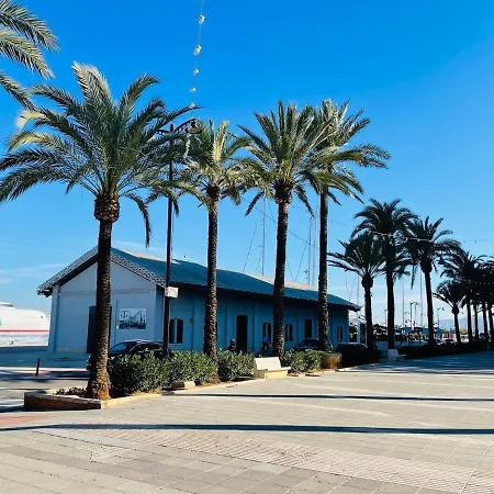 Puerto Harbour Views شقة دينايا