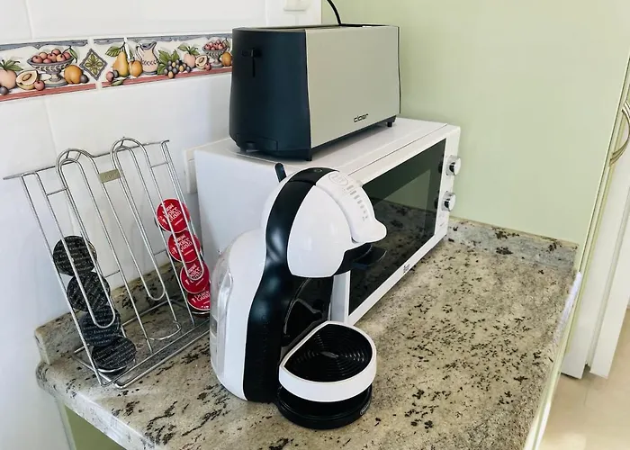 Puerto Harbour Views دينايا