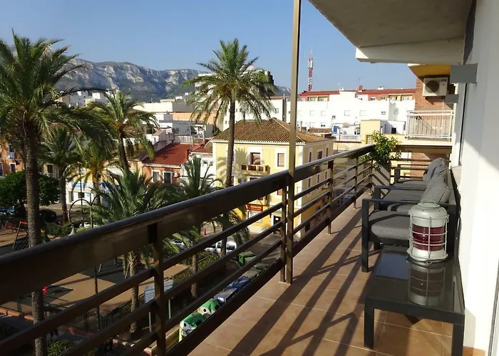 Puerto Harbour Views شقة *