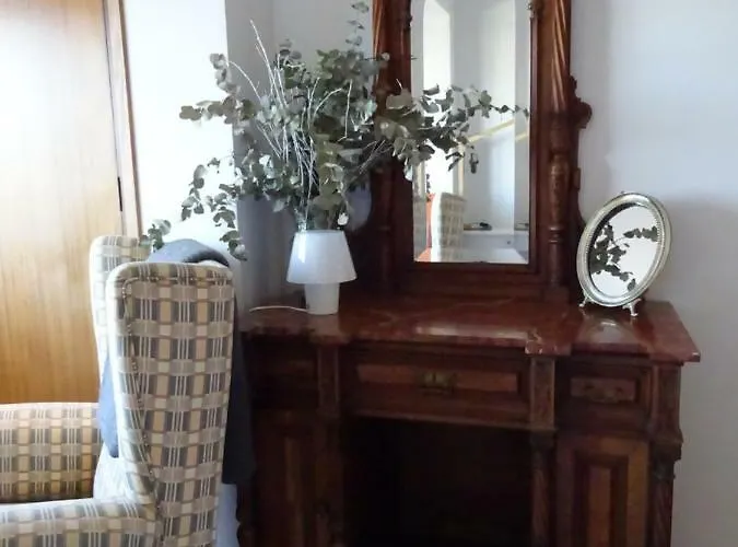 Puerto Harbour Views دينايا